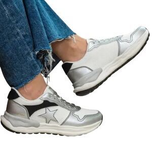 Vintage Havana Run Silver Sneakers Star Logo Shoes Size 8 NEW Retail $125